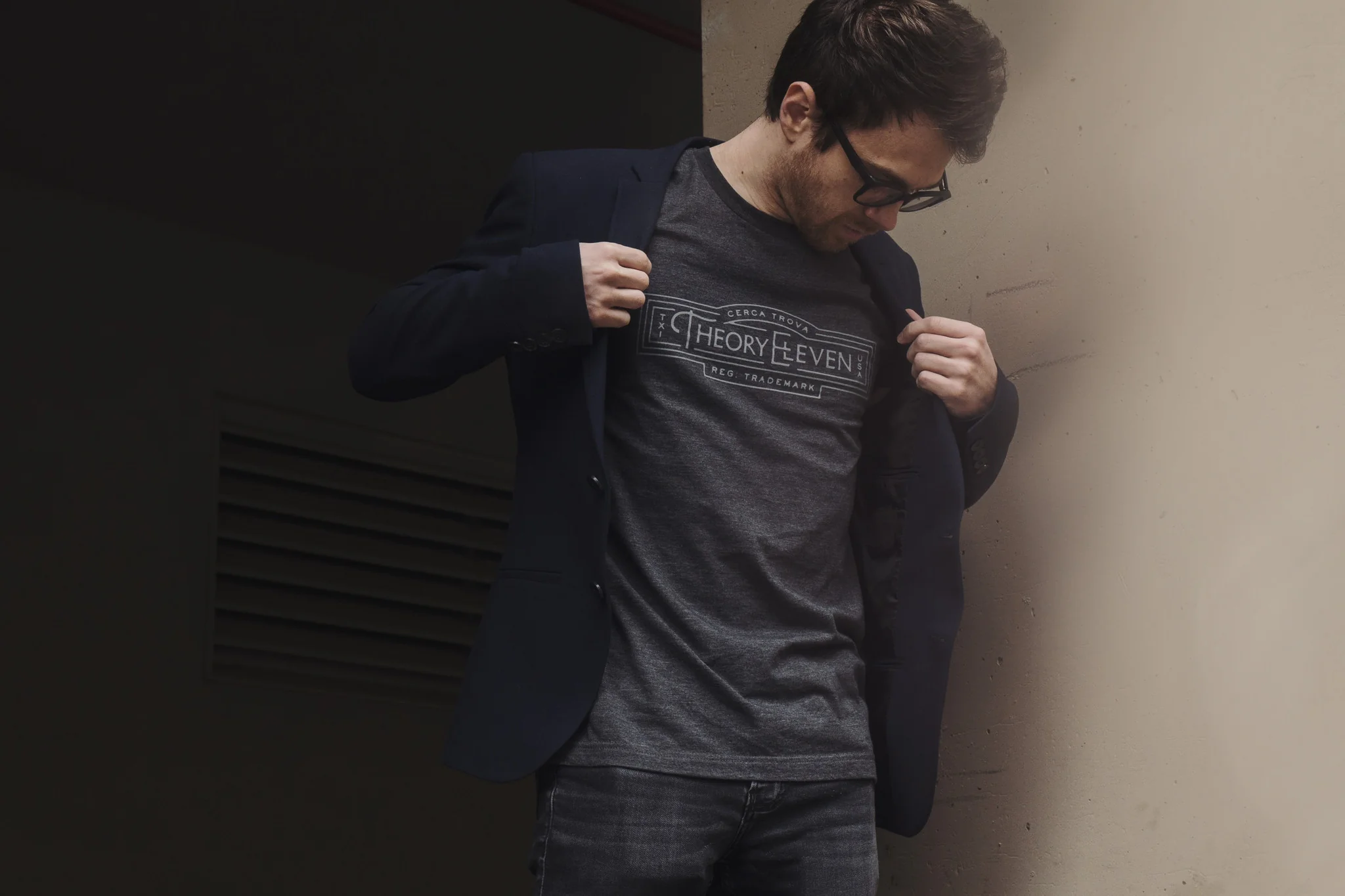 Badge Logo Tee - Image 10