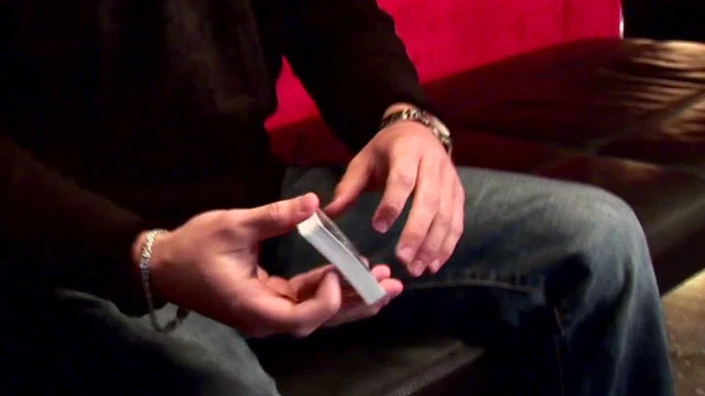 Cardistry 101 by Andrei Jikh - Image 6