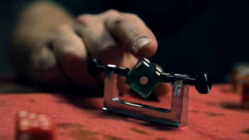 Dice Switching by Jason England - Image 6