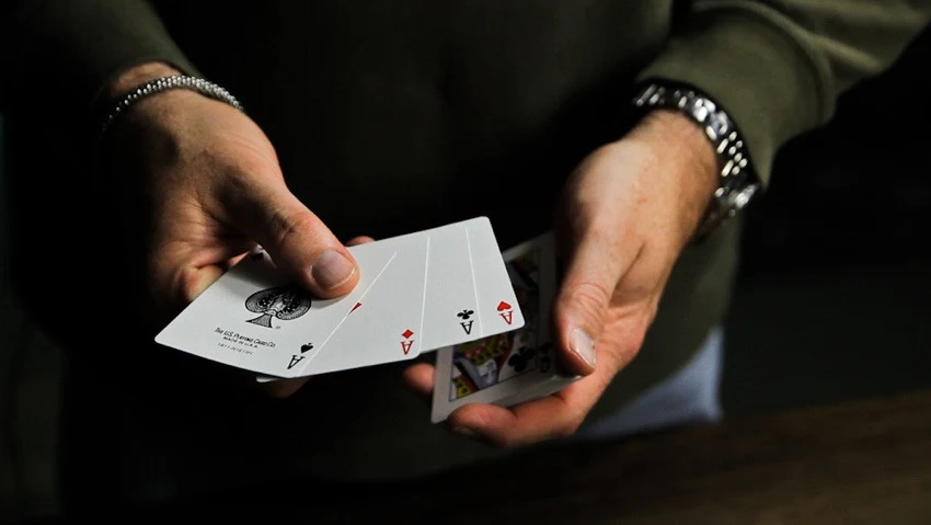 Single Card Straddle Pass by Jason England - Image 8